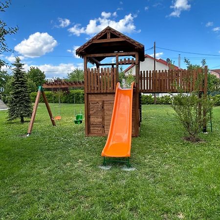 Villa Number 6 Скопье Экстерьер фото